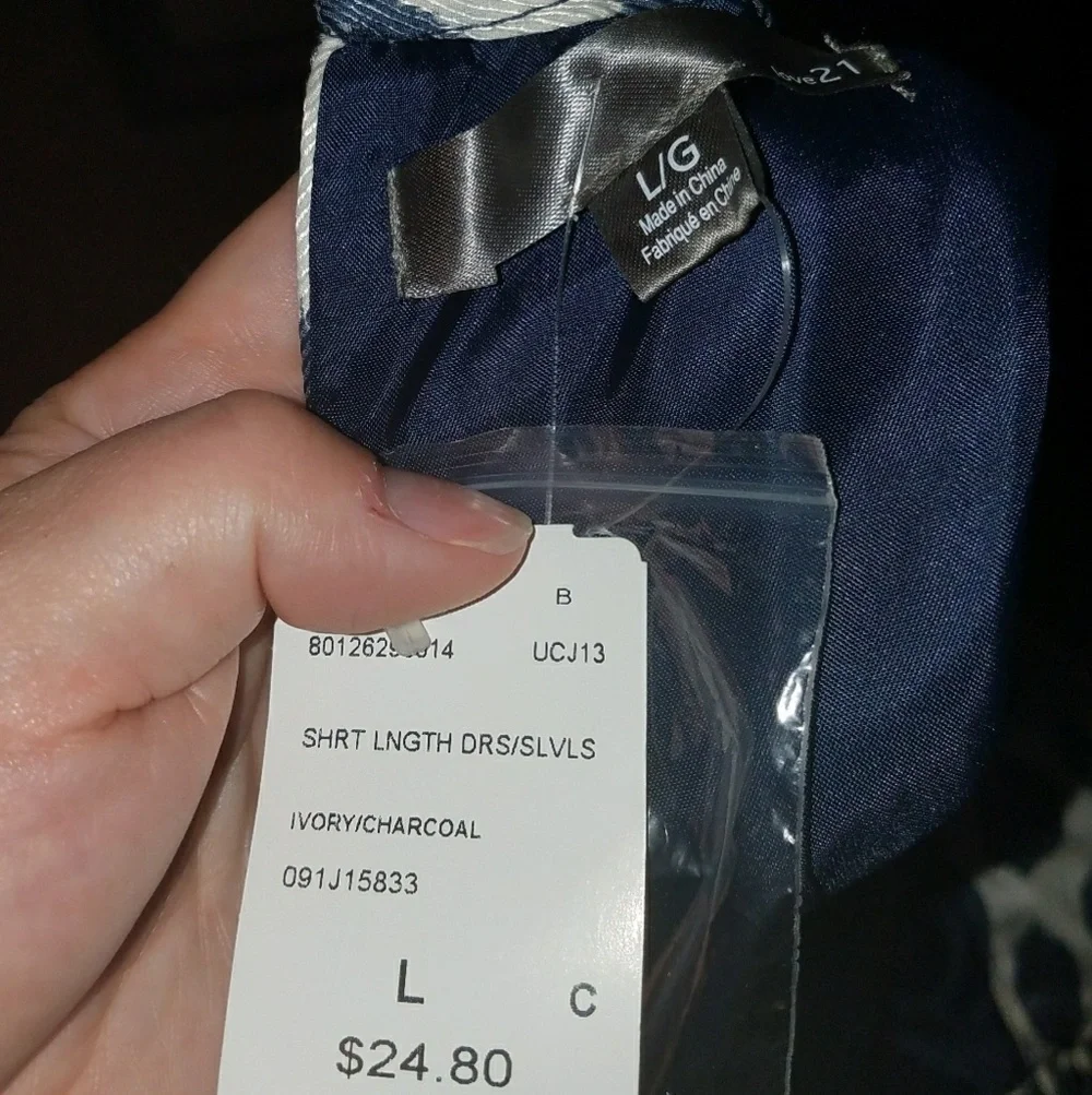 Forever 21 Charcoal and Ivory Dress Necktie Size L NWT Missing Belt - Picture 5 of 5